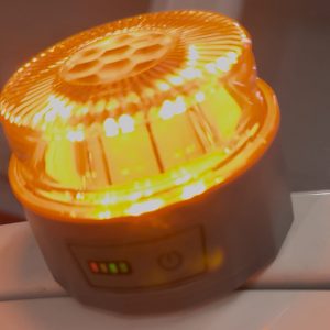 Baliza de Emergencia V16 Homologada DGT con Geolocalización GPS | Imantada DATACOL - Imagen 3